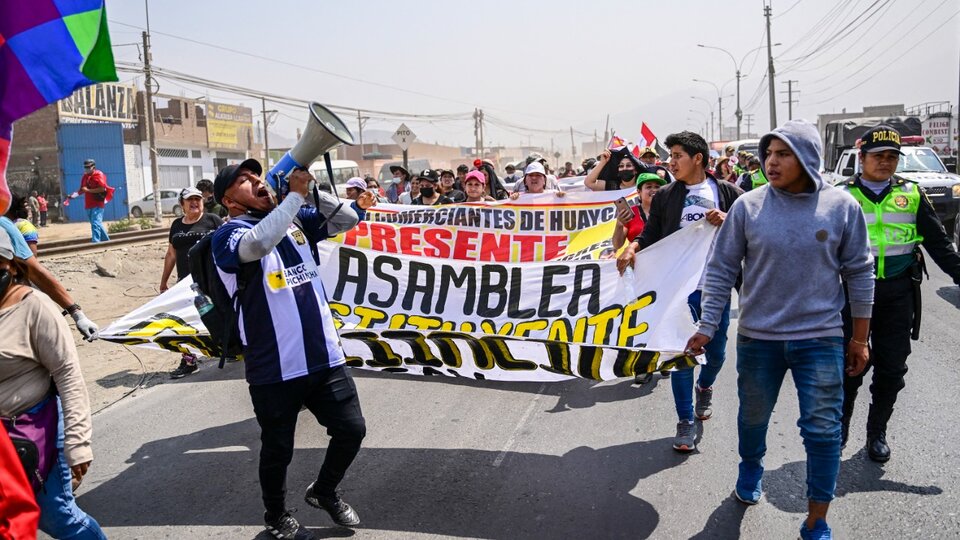 Prisión Preventiva Para Pedro Castillo Por 18 Meses Acusan Al Expresidente De Perú De Rebelíon 