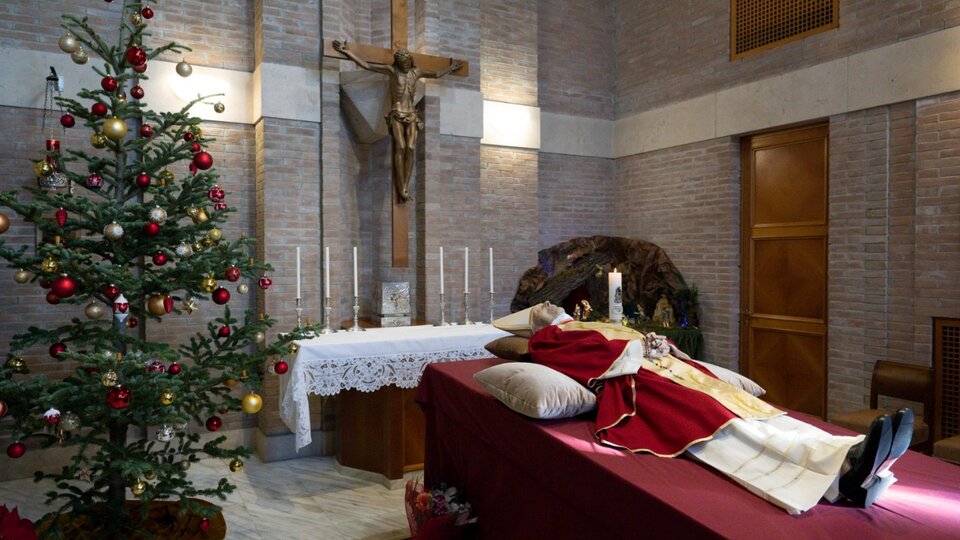 Il ritrovamento del corpo di papa Benedetto nella Basilica entro poche ore |  La sala sarà aperta diverse ore al giorno fino al 4 gennaio