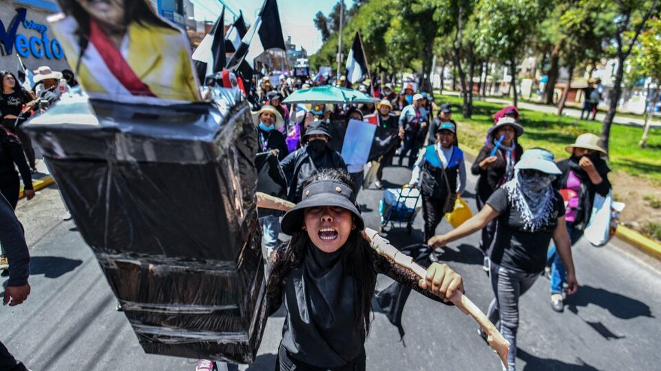 Peru: tímida disculpa de Boluarte por la represión   | La presidenta volvió a decir que no va a renunciar y criticó a los manifestantes