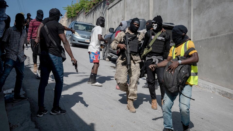 Un grupo de policías disparó contra la casa del primer ministro de Haití | Ariel Henry vuelve este jueves a la isla tras la cumbre de la Celac