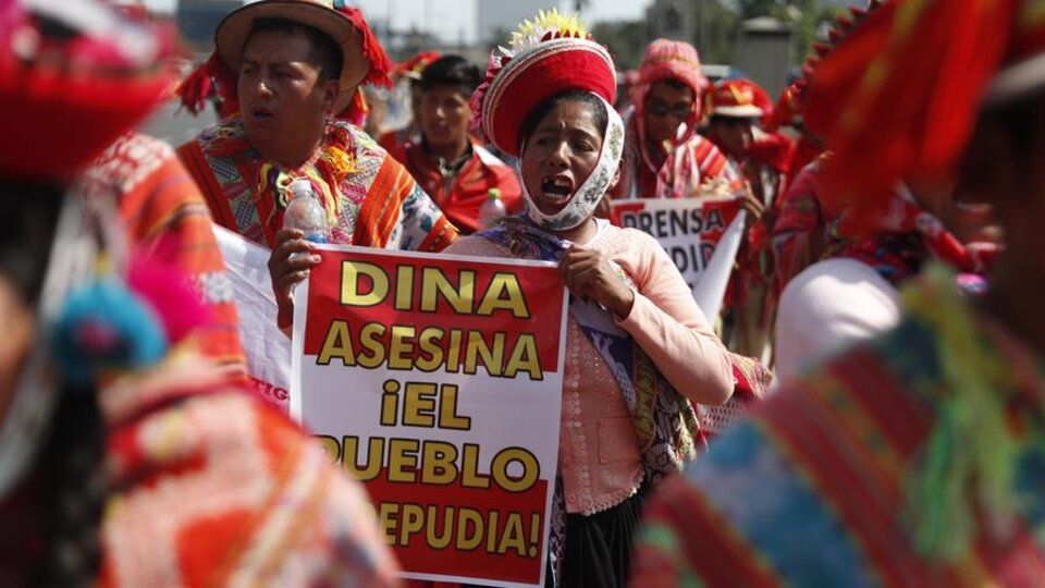 Perú: crecen las protestas contra Dina Boluarte | Exigen la renuncia de la presidenta y que haya elecciones antes de fin de año