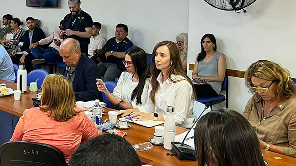 Juicio político a la Corte: Victoria Villarruel hostigó a familiares de víctimas del terrorismo de Estado | Una de las atacadas fue Nora Cortiñas