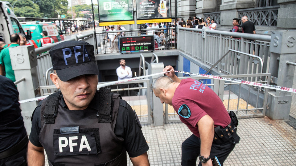 Los pormenores del asesinato de la policía en Retiro y la maniobra política alrededor de las Taser  | El homicida será indagado este jueves