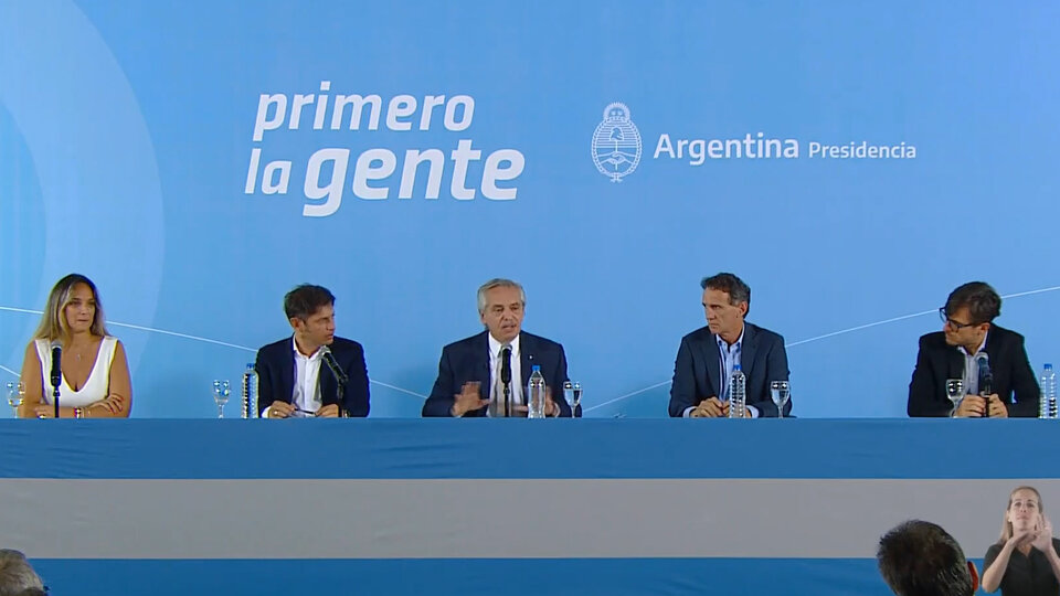 Alberto Fernández: "Le pido al pueblo argentino que no desvíe la senda"