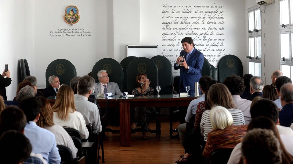 Inauguran un observatorio sobre memoria y justicia en la Universidad de La Plata | A días de cumplirse 47 años del golpe genocida