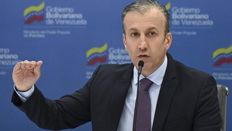 Venezuela: Tareck L’Aissami, Minister of Petroleum, resigned  In the middle of a corruption investigation at PDVSA