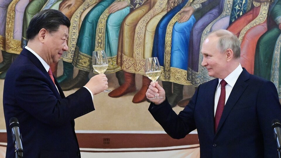 For Putin, the Chinese peace plan serves as a basis for negotiations if Ukraine accepts it  kyiv said it has invited Beijing to talk and is waiting for a response