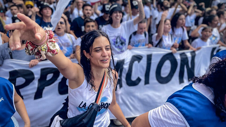 La Cámpora: Las razones del traspaso de mando y el desafío de acercarse a las nuevas generaciones | La salida del “Cuervo” Larroque y la llegada de Lucía Cámpora