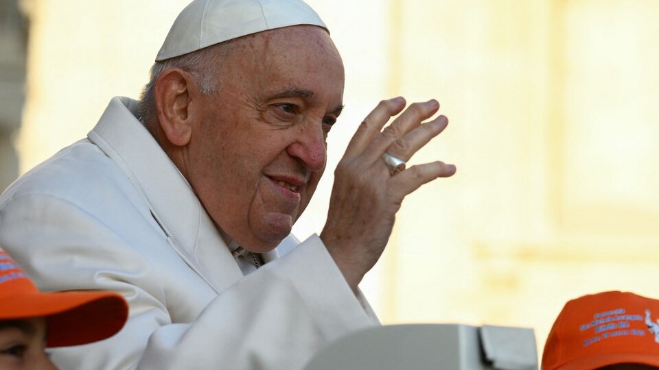 Rapporto medico di Papa Francesco: “gradualmente migliora” e il ricovero continuerà |  Ha trascorso la notte in ospedale