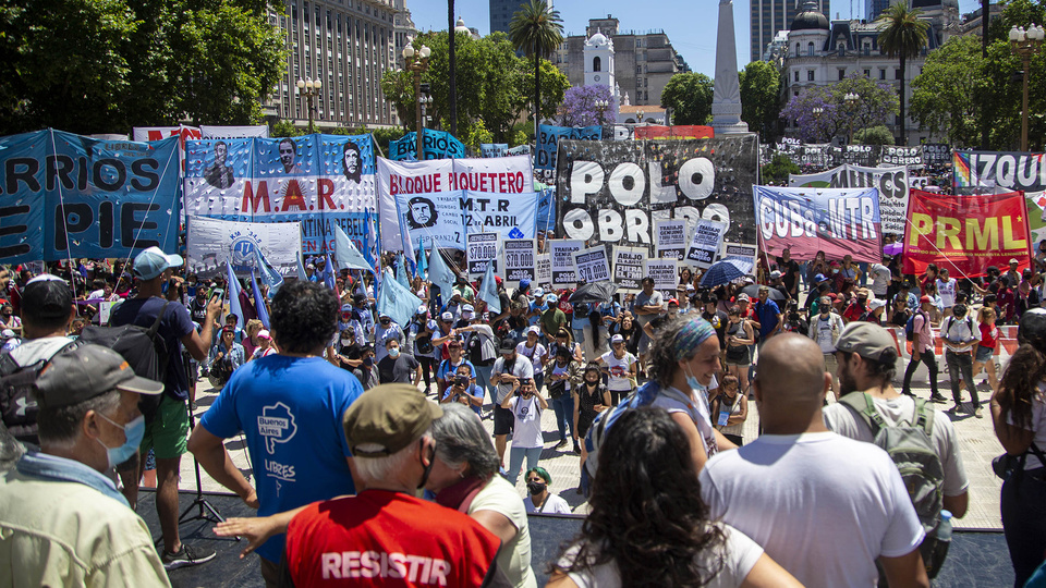 Jornada de protesta con más de 100 cortes en todo el país y epicentro en la ciudad de Buenos Aires | “El hambre está arrasando en los barrios populares”