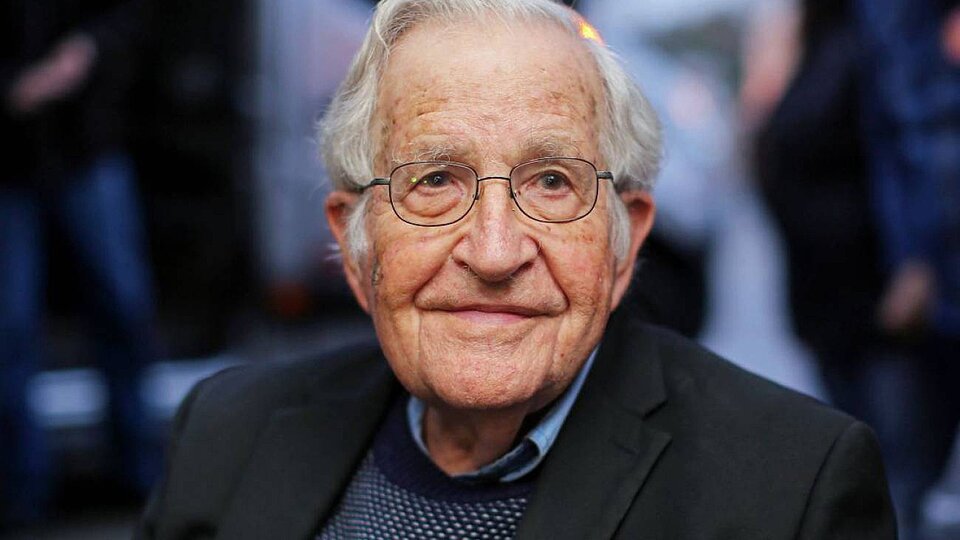 Para Chomsky, los países de América Latina “deberían ser sociedades prósperas y florecientes” | Habló en videoconferencia en la Feria del Libro de Chile