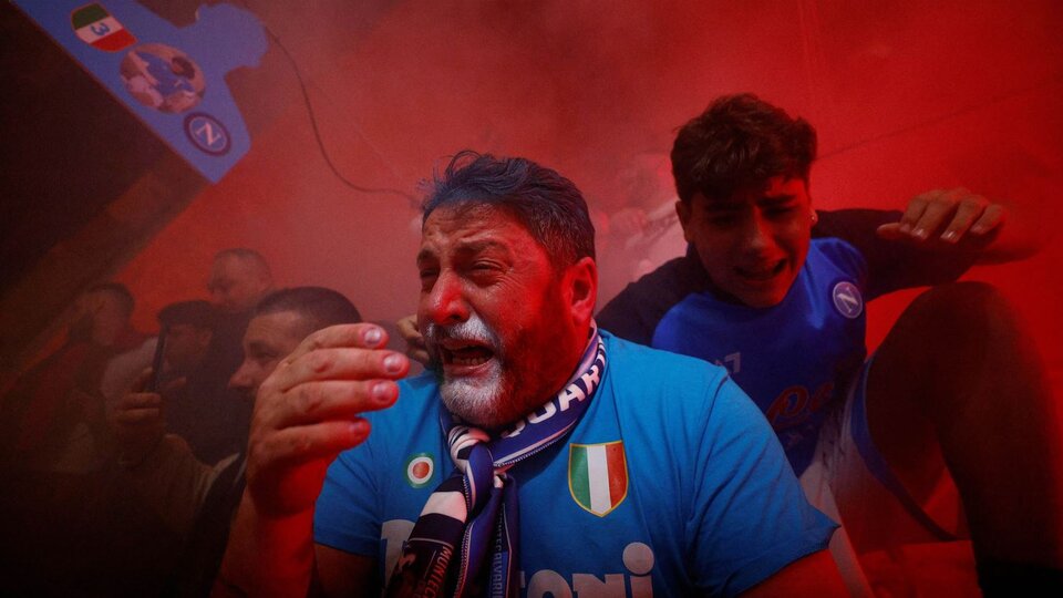 Perdita di controllo del Napoli da parte dei campioni d’Italia del Napoli: le migliori foto e video dei festeggiamenti |  Diego Maradona si è unito alla festa sfrenata