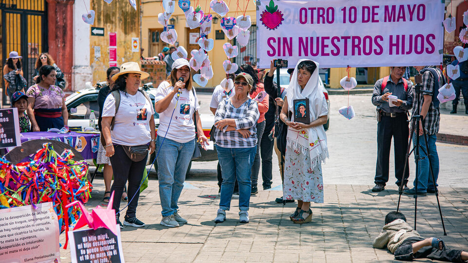 Marcha De Madres Que Buscan A Sus Hijos Desaparecidos | En El Día De La ...