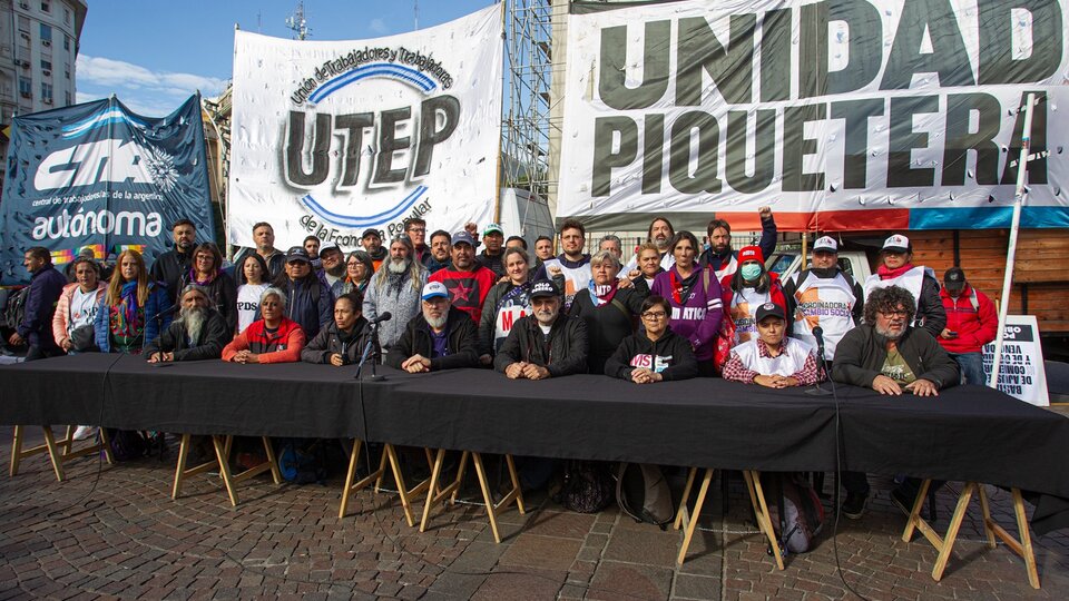 La UTEP y la Unidad Piquetera confirmaron que marcharán juntas “contra el ajuste” | Las organizaciones sociales prometen “la movilización más grande de los últimos 15 años”