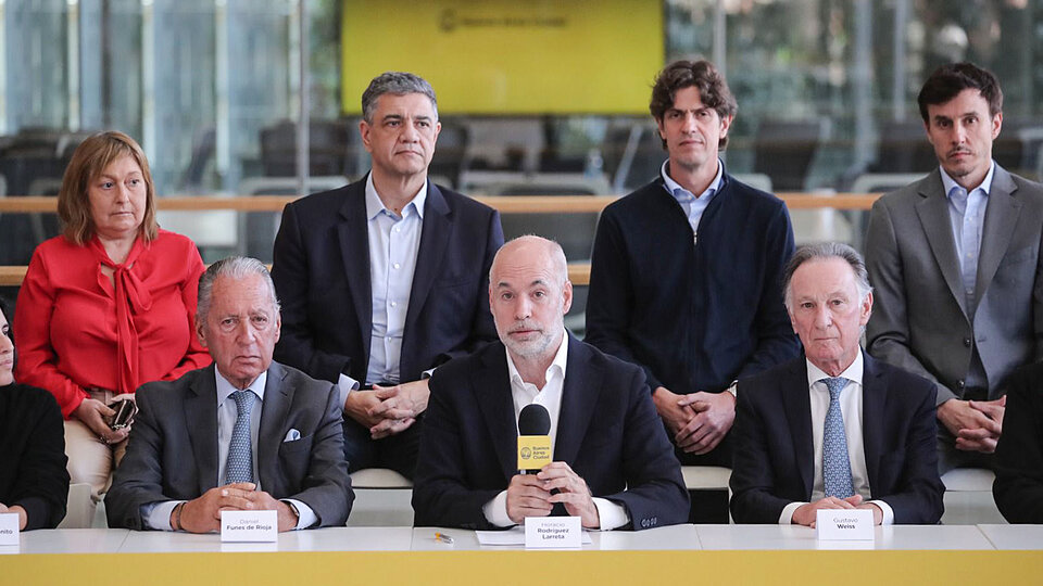 Rodríguez Larreta con popes del círculo rojo y Martín Lousteau en la foto | El jefe de Gobierno hizo más anuncios de campaña