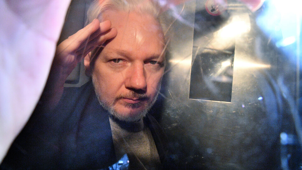 La justicia británica rechazó la apelación de Assange contra su extradición a EE.UU. | El fundador de WikiLeaks está acusado de espionaje y enfrenta 18 cargos