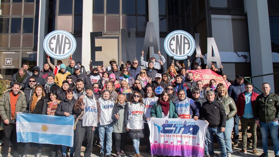 Caravana de militantes sociales contra los formadores de precios | Protesta en las sedes de empresas alimenticias