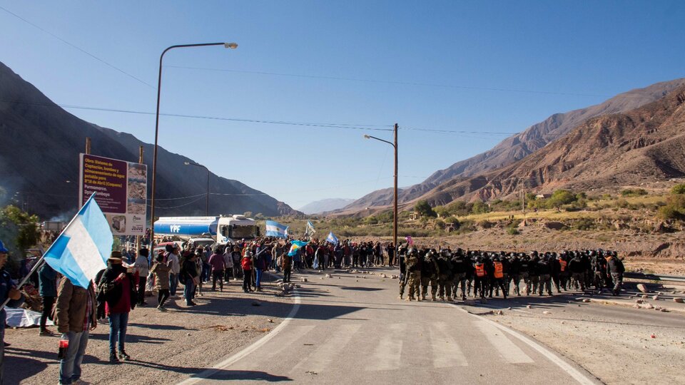 Purmamarca en pie de guerra contra la Constitución de Gerardo Morales | Varias localidades de Jujuy volvieron a la ruta tras la represión