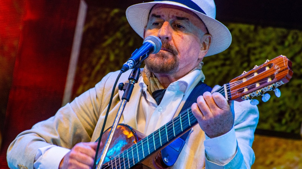 Peteco Carabajal, Los de Córdoba y más artistas rendirán