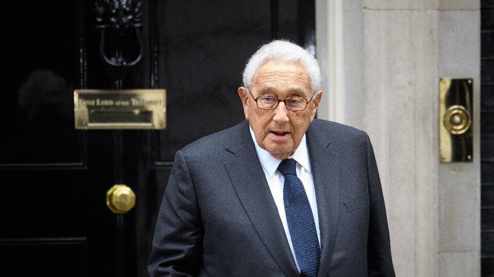 Henry Kissinger se reunió con el ministro de Defensa chino sancionado por Estados Unidos | En calidad de “amigo de China”