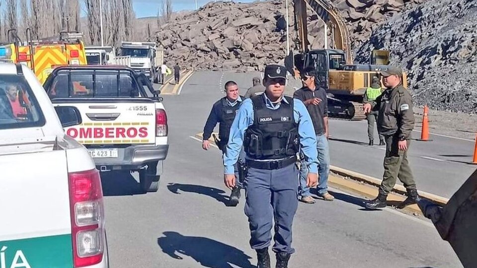 Landslide in Neuquén: part of a hill fell off in Chos Malal and four were injured |  Among them two children and a pregnant