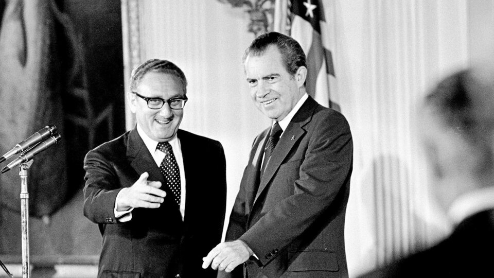 They reveal that Richard Nixon ordered the destabilization of Salvador Allende  In detail, the new declassified documents