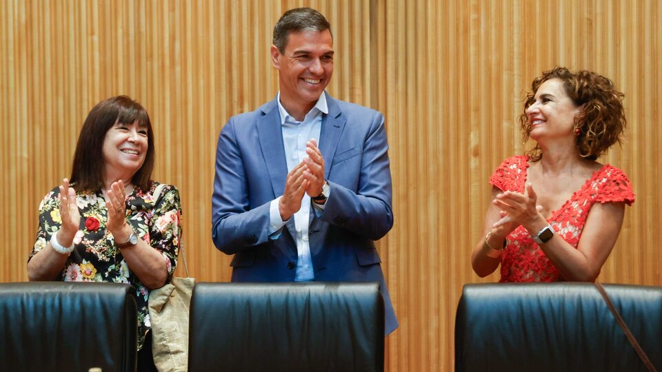 Sánchez ratifica su intención de seguir gobernando España | Este jueves asume el nuevo Parlamento