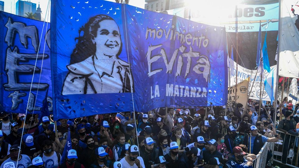 El Evita motoriza el voto Massa | Ante el avance de Milei