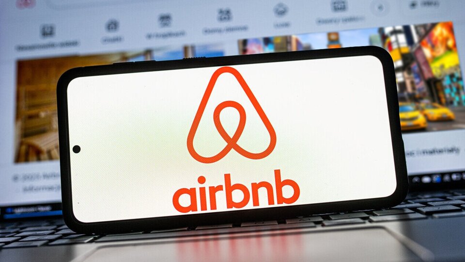 New York regulated tourist rentals |  Airbnb is driving up the price of housing for locals in the United States.