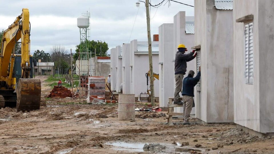 Por el derecho a poder acceder a su casa propia | El Gobierno abrió el registro para la cesión de tierras ociosas