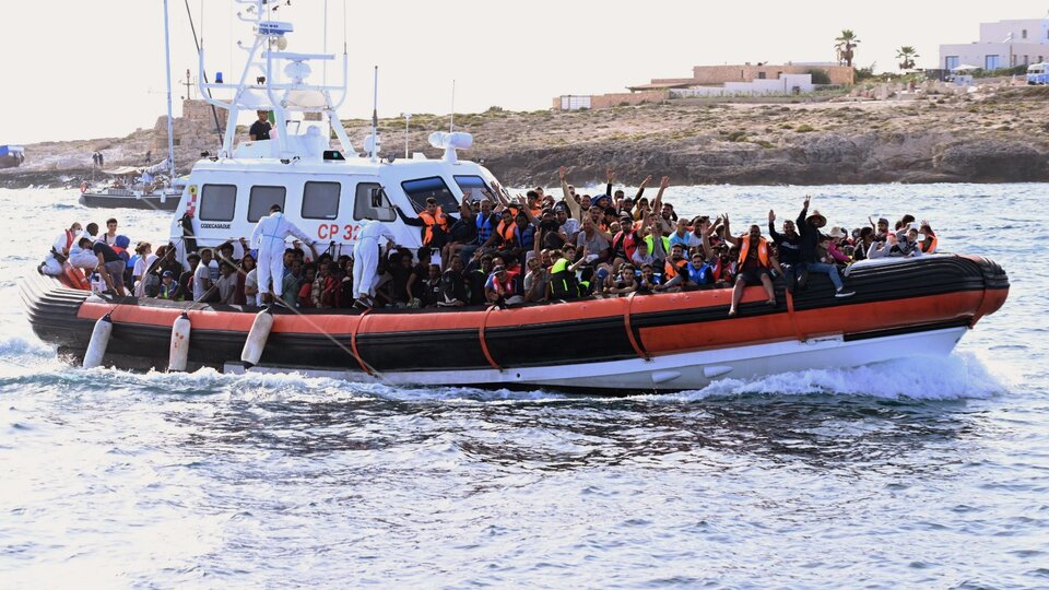 Italy approves measures to stem mass influx of migrants Giorgia Meloni’s government orders new repatriation centers