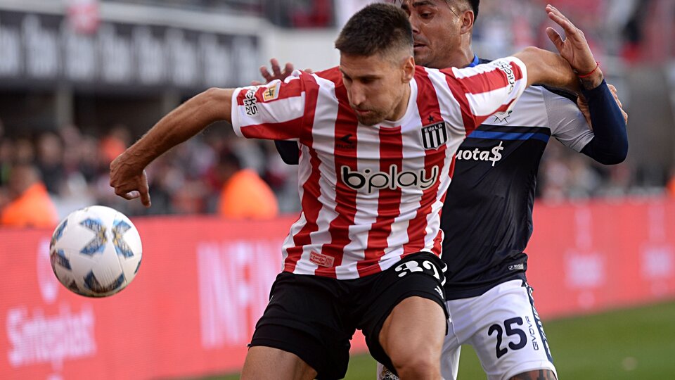 The La Plata Classic: A Tense and Scoreless Draw between Estudiantes and Gimnasia