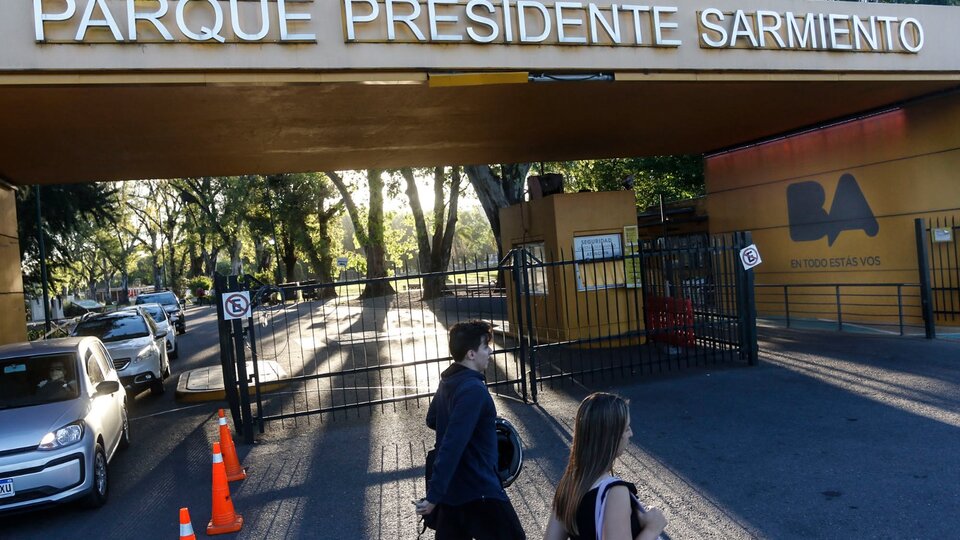 Parque Sarmiento, público para pocos y pocas | Acción de amparo para anular la escandalosa concesión al Belgrano Athletic Club