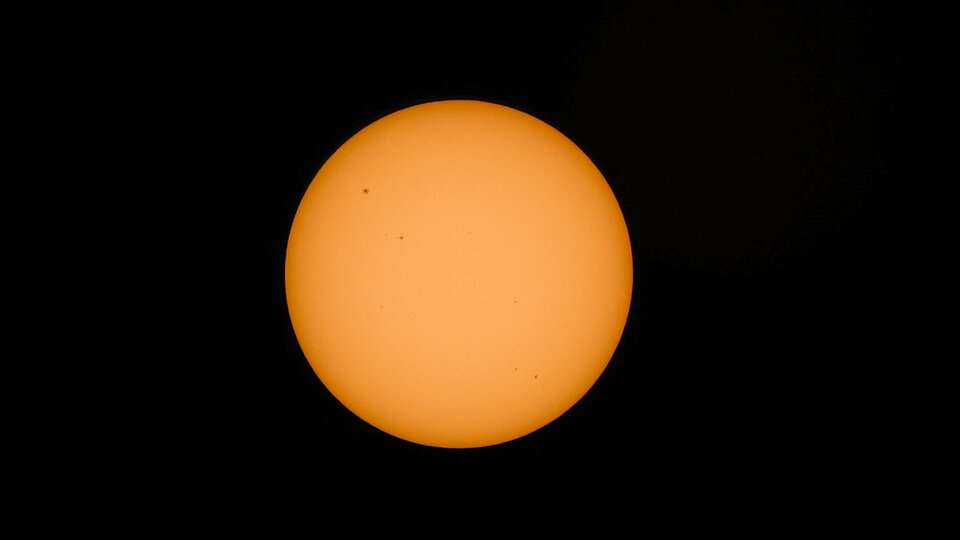 Tomorrow is a new annular solar eclipse in several regions of Argentina  The stars put on a beautiful show