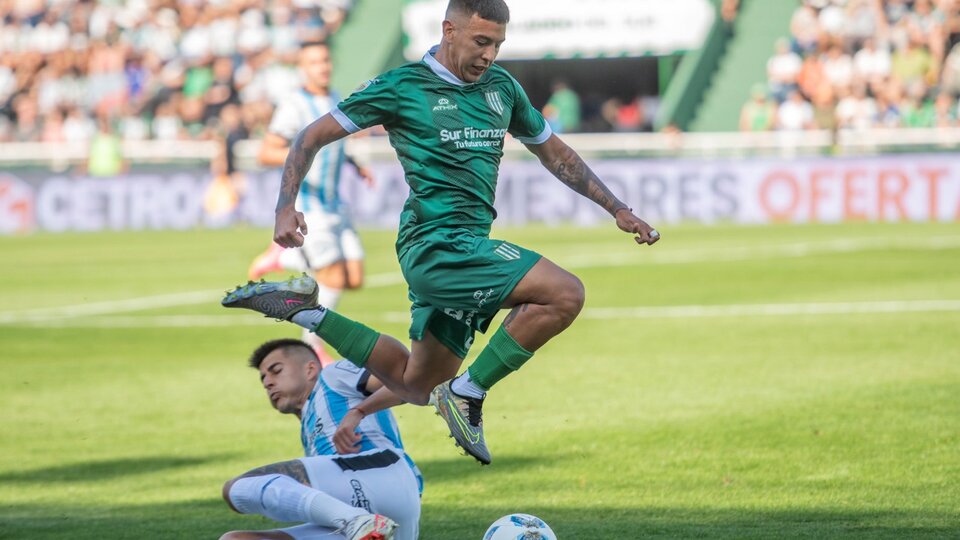 Banfield and Atlético Tucumán Tie in League Cup Matchday 9