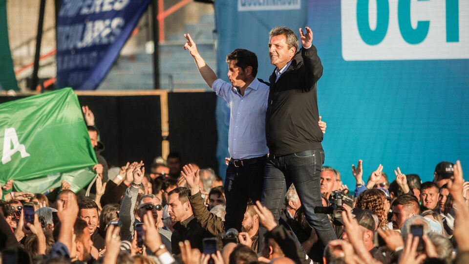 Sergio Massa: “Nuestro primer compromiso es la lealtad con el trabajo” | Con Axel Kicillof, el candidato a presidente cerró la campaña bonaerense de UxP