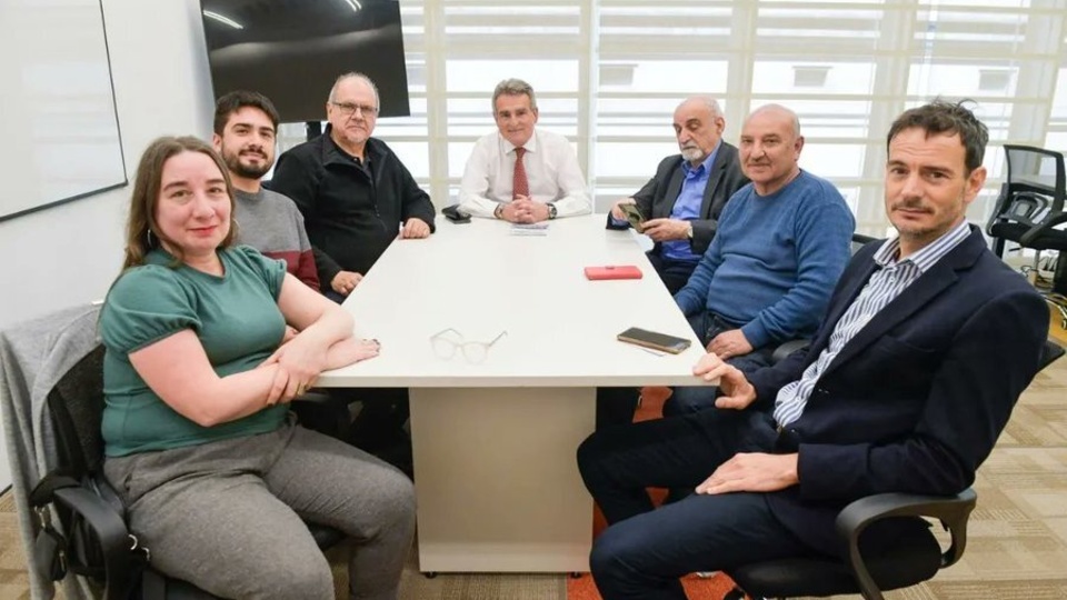 El llamado del PC: “Ahora Unión por la Patria, luego sigue la lucha” | El Partido Comunista anunció su apoyo a la candidatura de Sergio Massa El llamado del PC: “Ahora Unión por la Patria, luego sigue la lucha” | El Partido Comunista anunció su apoyo a la candidatura de Sergio Massa