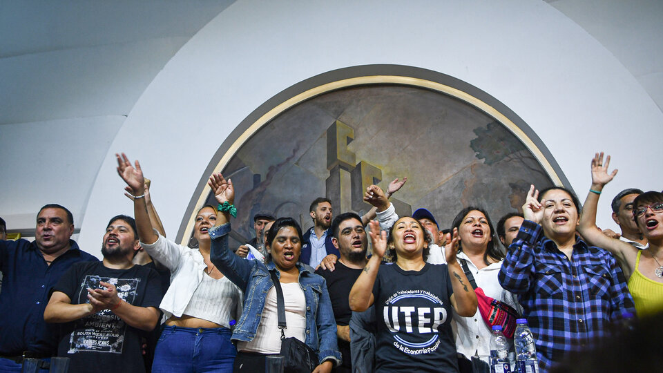 El mensaje de las centrales sindicales y los movimientos sociales: resistencia frente al ajuste | La CGT y las dos CTA participaron de la asunción de autoridades en la UTEP