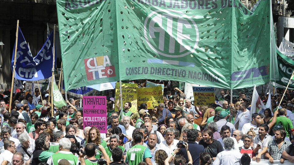 ATE marcha a la Jefatura de Gabinete | Reclama el cese del ajuste y la reapertura urgente de paritarias