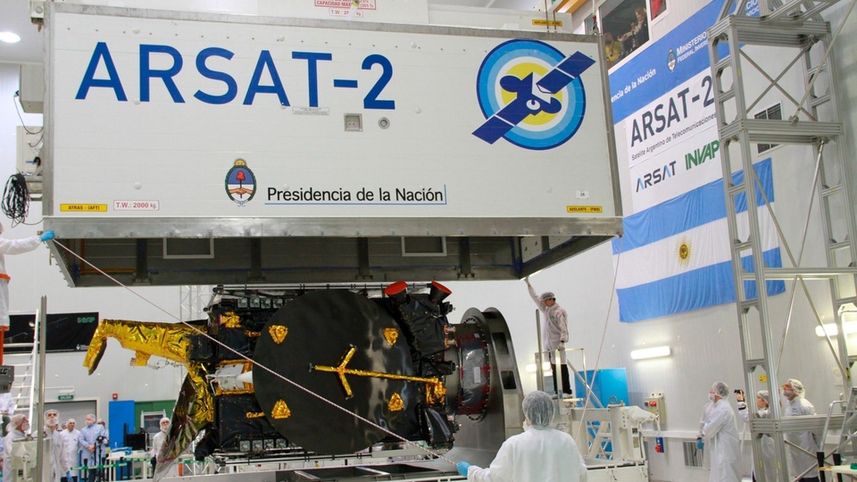 Arsat es una joya estatal que no tiene precio y Milei la quiere rematar | Las privatizaciones convocan a poderosos inversores del mercado financiero | Página|12