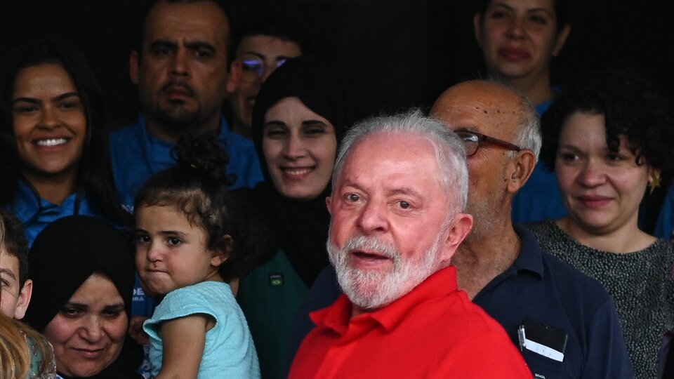Refugiados de Franja de Gaza almorzaron con Lula | El presidente de Brasil cuestionó el accionar de las Fuerzas Armadas israelíes