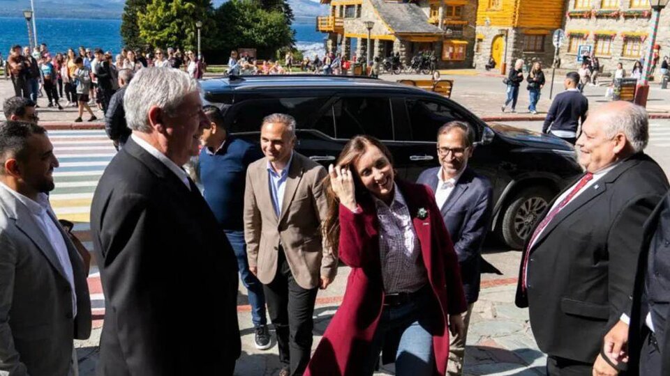 Victoria Villarruel, de gira por Bariloche en medio de la tensión por su cercanía con Mauricio Macri | El expresidente vacaciona en el Country Cumelén, a pocos kilómetros de esa ciudad