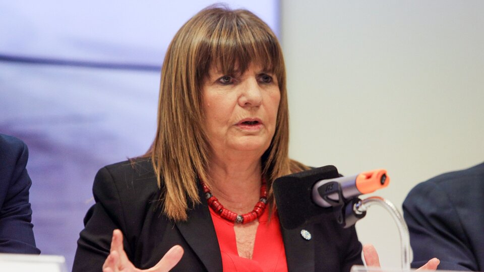 Abusos, torturas y lesiones graves: Las denuncias contra Patricia Bullrich | Por las violentas represiones en las últimas protestas