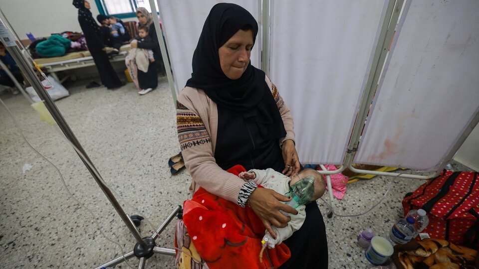 Al menos 25 personas murieron por desnutrición en Gaza | Mientras llega escasa ayuda humanitaria por aire, tierra y mar