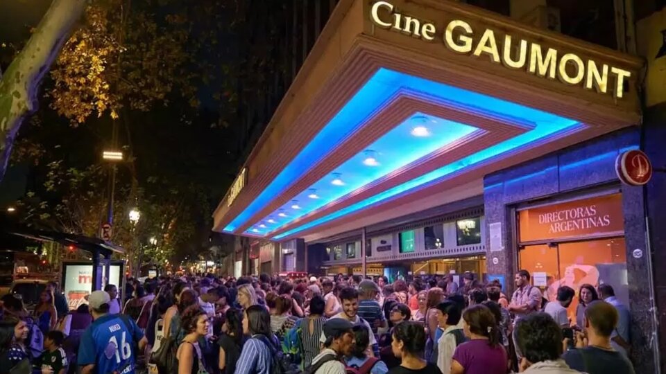 La historia del cine Gaumont, la centenaria sala del INCAA que el gobierno  de Milei quiere privatizar | Motosierra a la cultura | Página|12