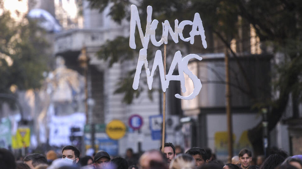 824671-nunca-20m-c3-a1s