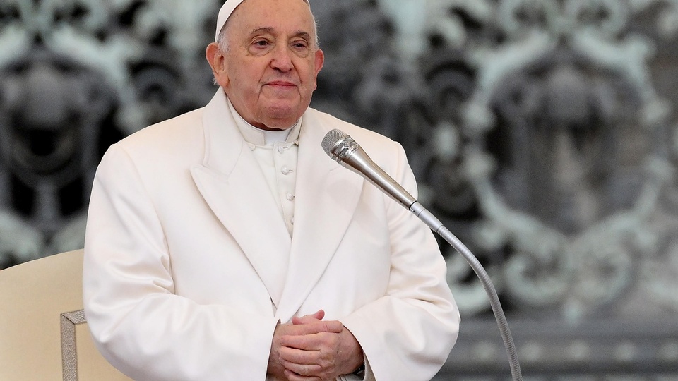 El Papa expresó su "profunda amargura" por los voluntarios asesinados en Gaza