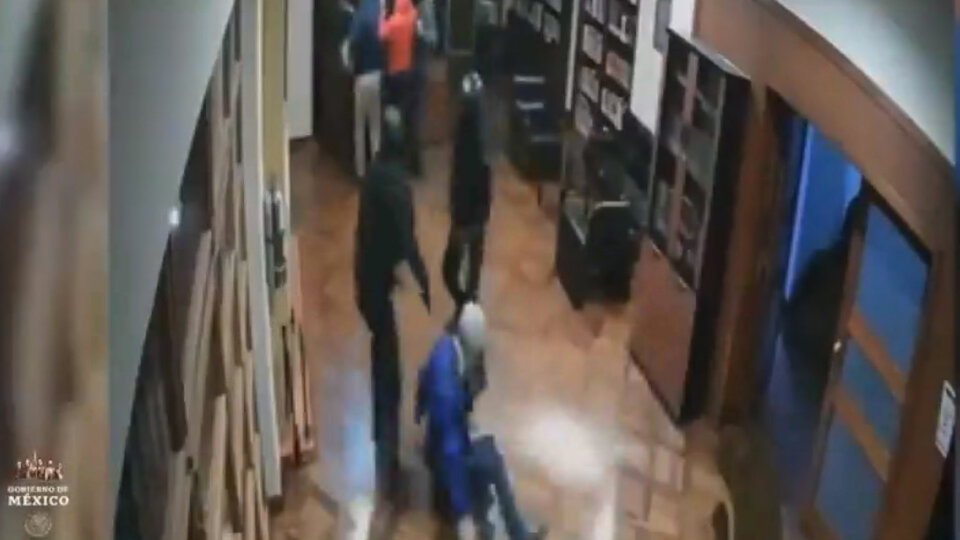 Mexico: Lopez Obrador reveals new videos of the attack on the embassy in Quito |  The president said that they in his government “cannot remain silent.”
