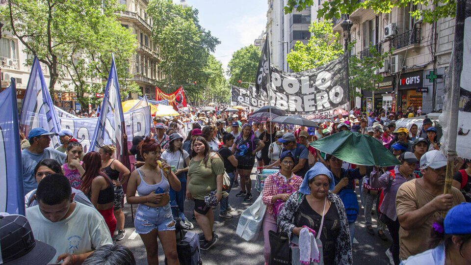 “El hambre debería ser el límite” | Los movimientos sociales preparan una movilización masiva sobre la 9 de Julio