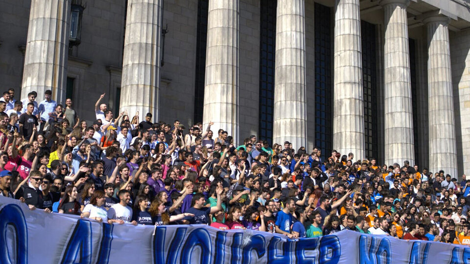 Defender la universidad pública es defender nuestra identidad comunitaria  